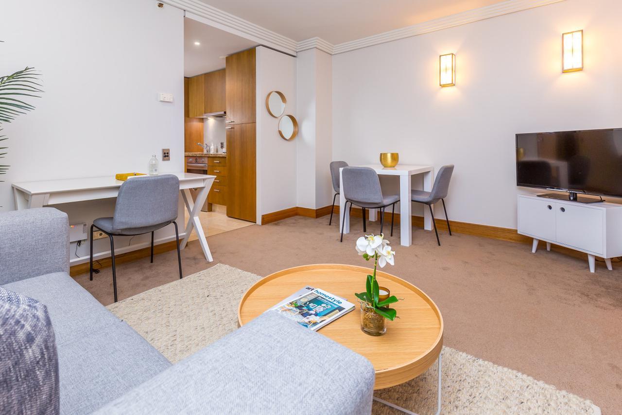Stylish Central City Apartment With Pool And Gym Окленд Екстер'єр фото