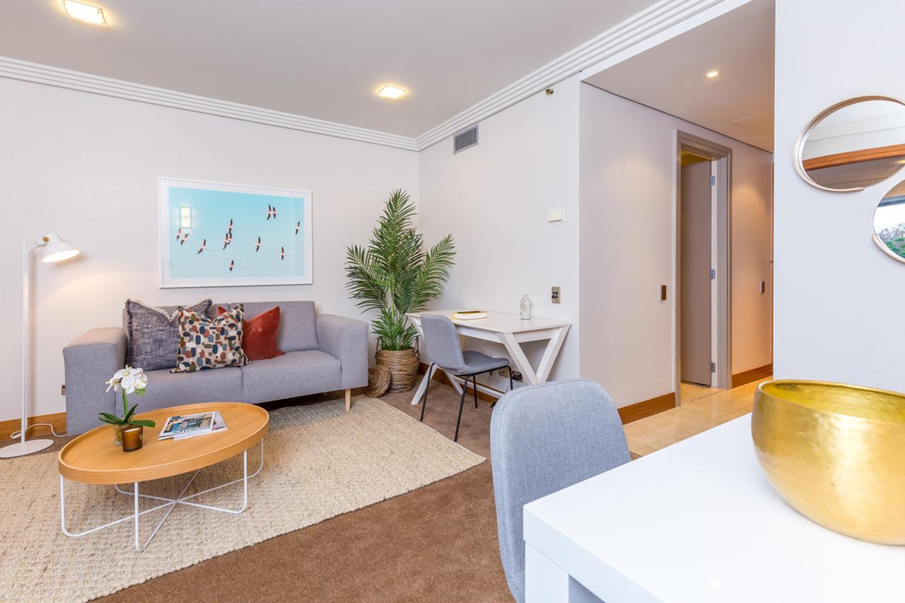 Stylish Central City Apartment With Pool And Gym Окленд Екстер'єр фото